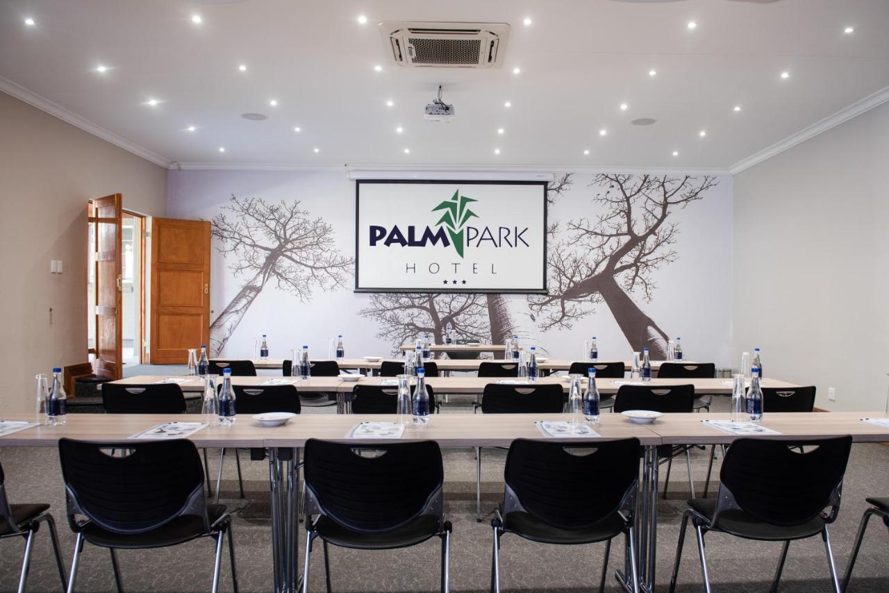 Palm Park Hotel Lephalale Экстерьер фото